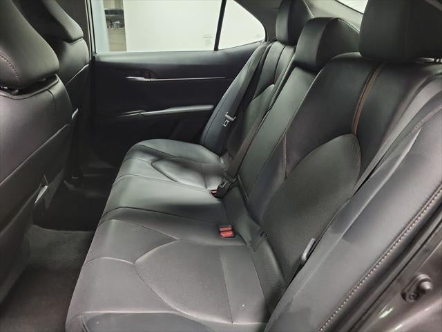 2020 Toyota Camry Hybrid XLE