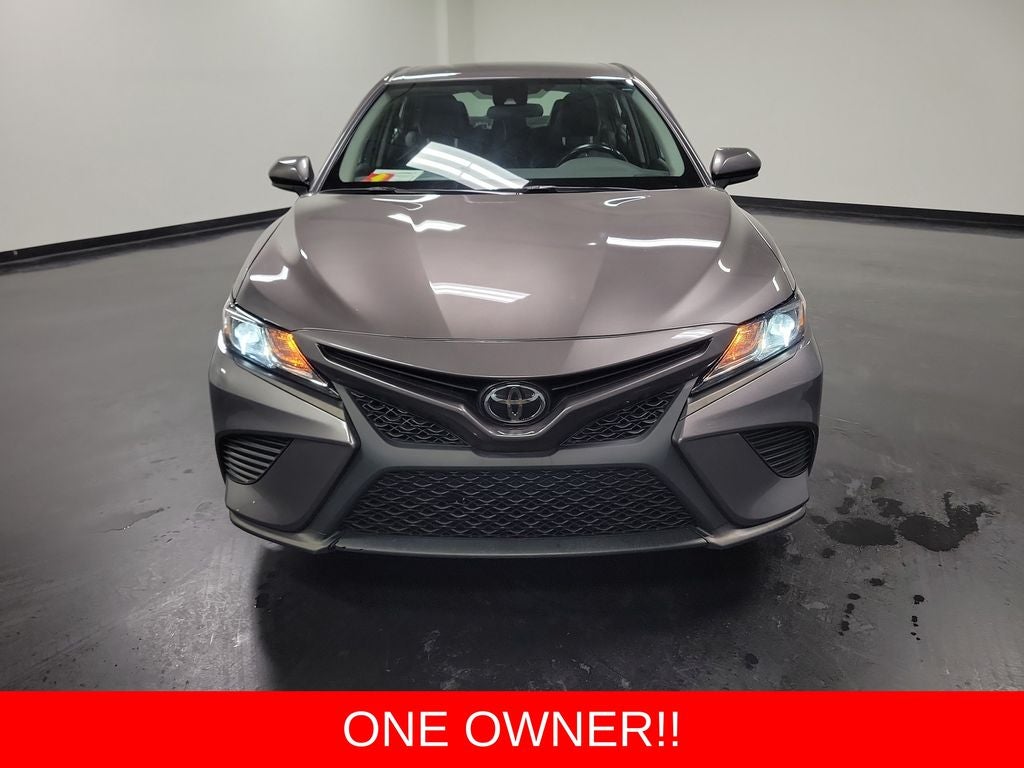 2020 Toyota Camry SE