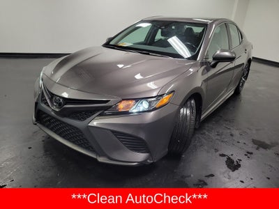 2020 Toyota Camry SE