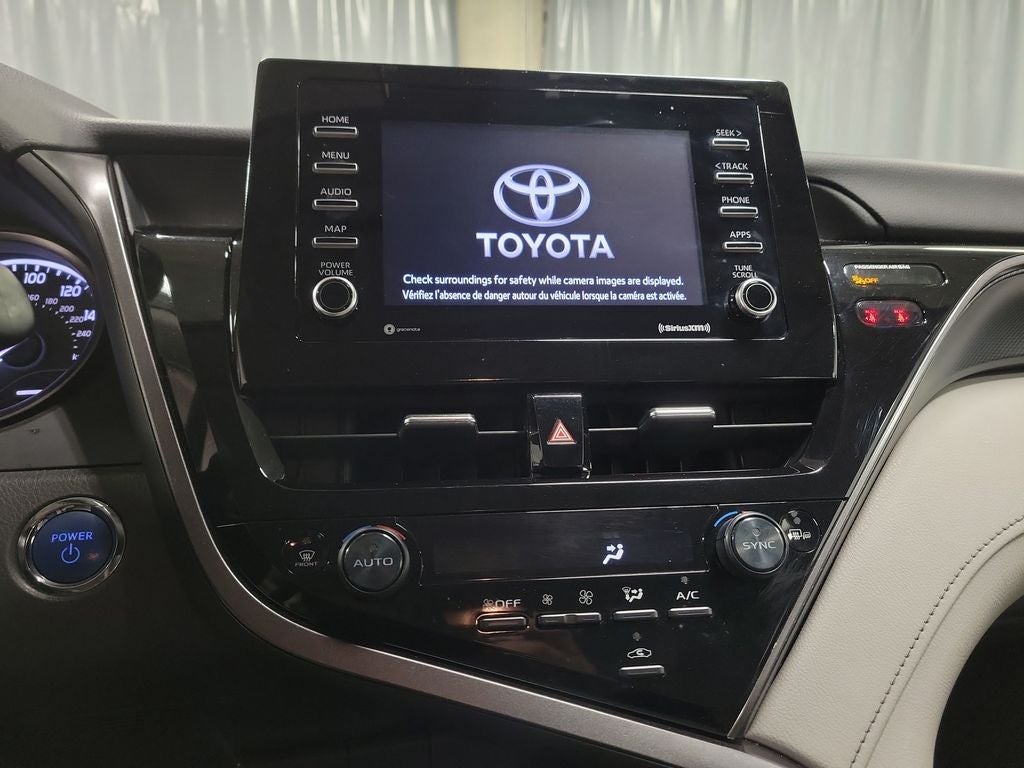 2024 Toyota Camry Hybrid SE