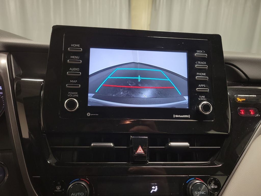 2024 Toyota Camry Hybrid SE