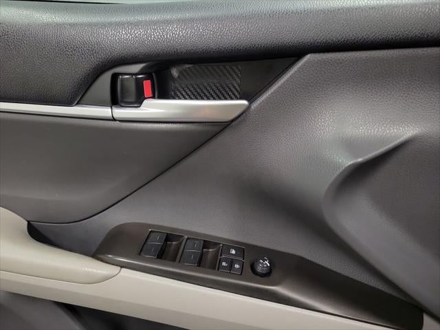 2024 Toyota Camry Hybrid SE