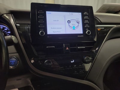 2022 Toyota Camry Hybrid SE