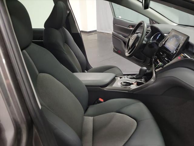 2023 Toyota Camry Hybrid LE