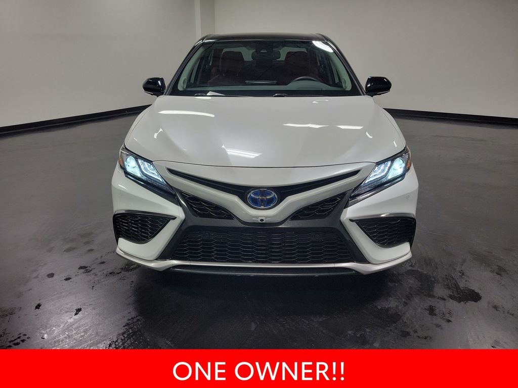 2022 Toyota Camry Hybrid XSE