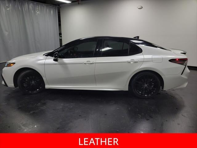 2022 Toyota Camry Hybrid XSE