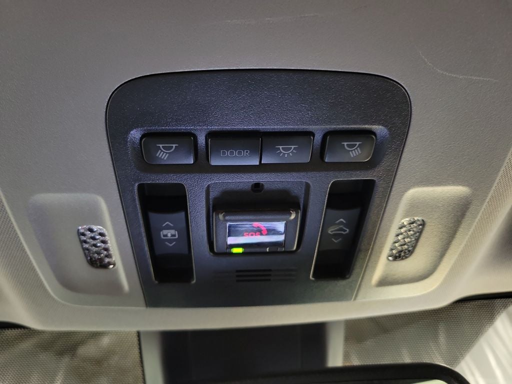 2023 Toyota Camry XSE V6