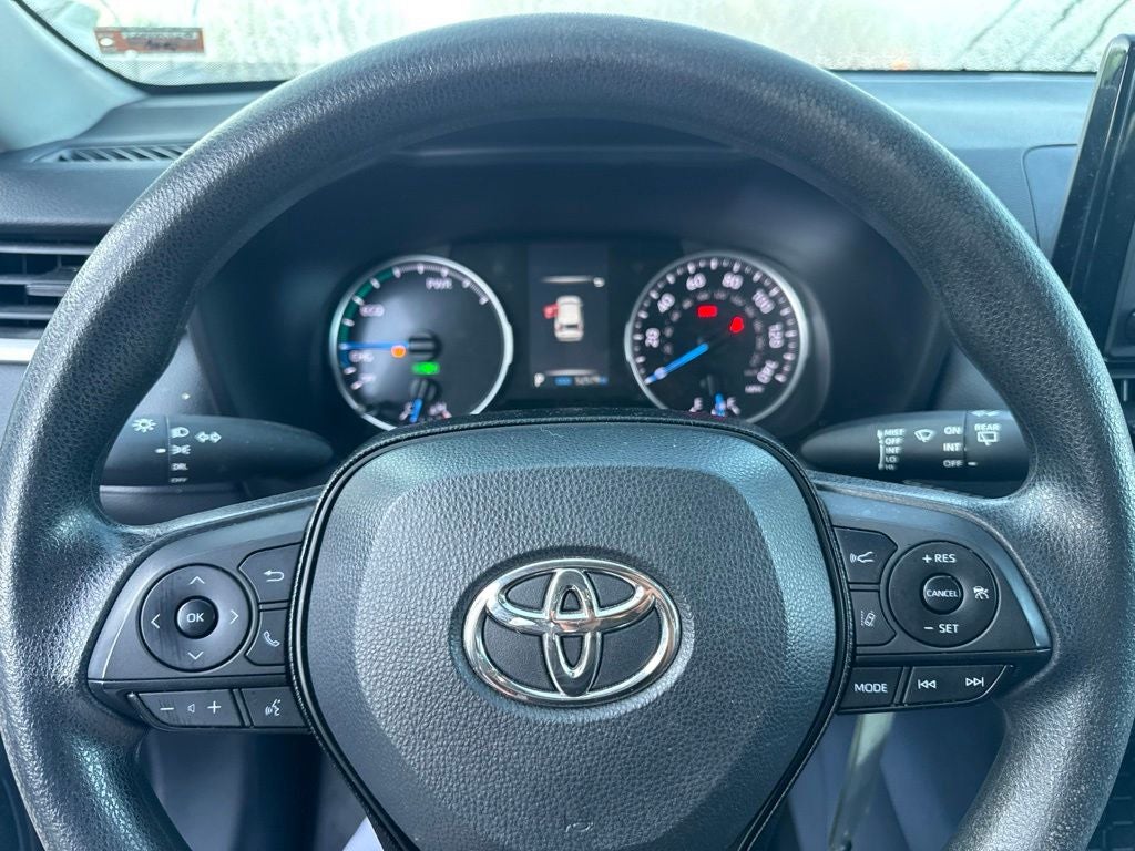 2022 Toyota RAV4 Hybrid LE