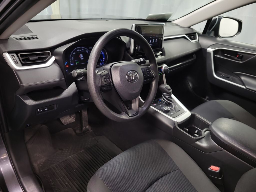 2023 Toyota RAV4 Hybrid LE