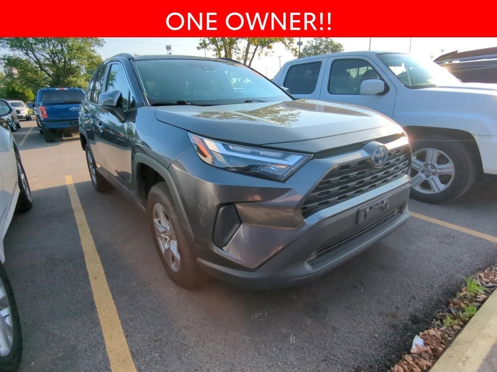 2022 Toyota RAV4 Hybrid XLE