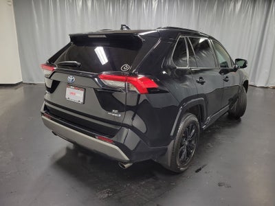 2022 Toyota RAV4 Hybrid SE