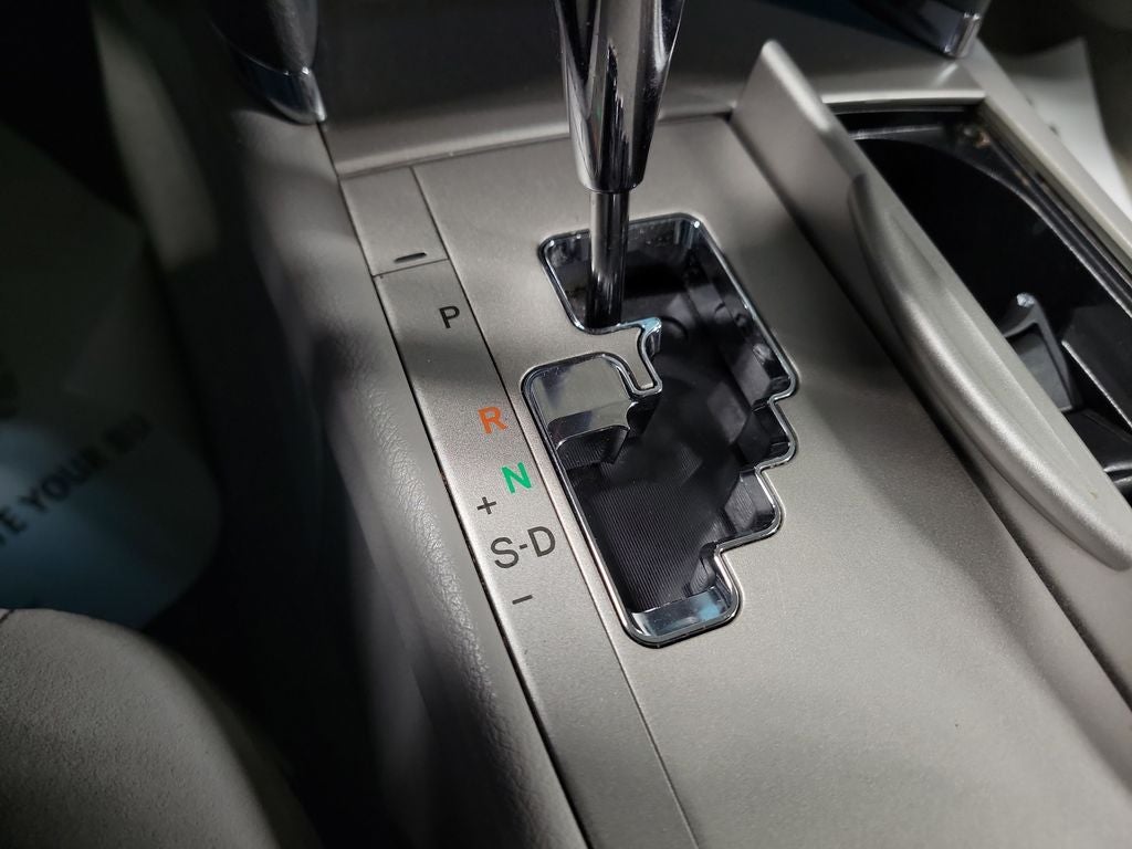 2010 Toyota Camry LE