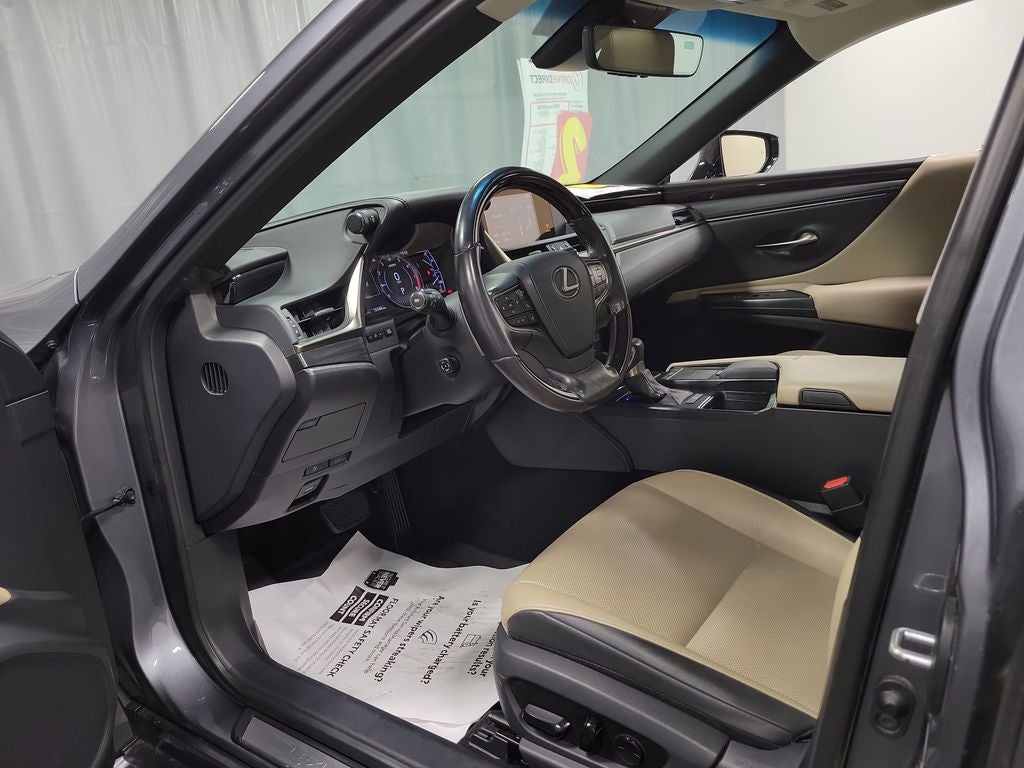 2019 Lexus ES 350