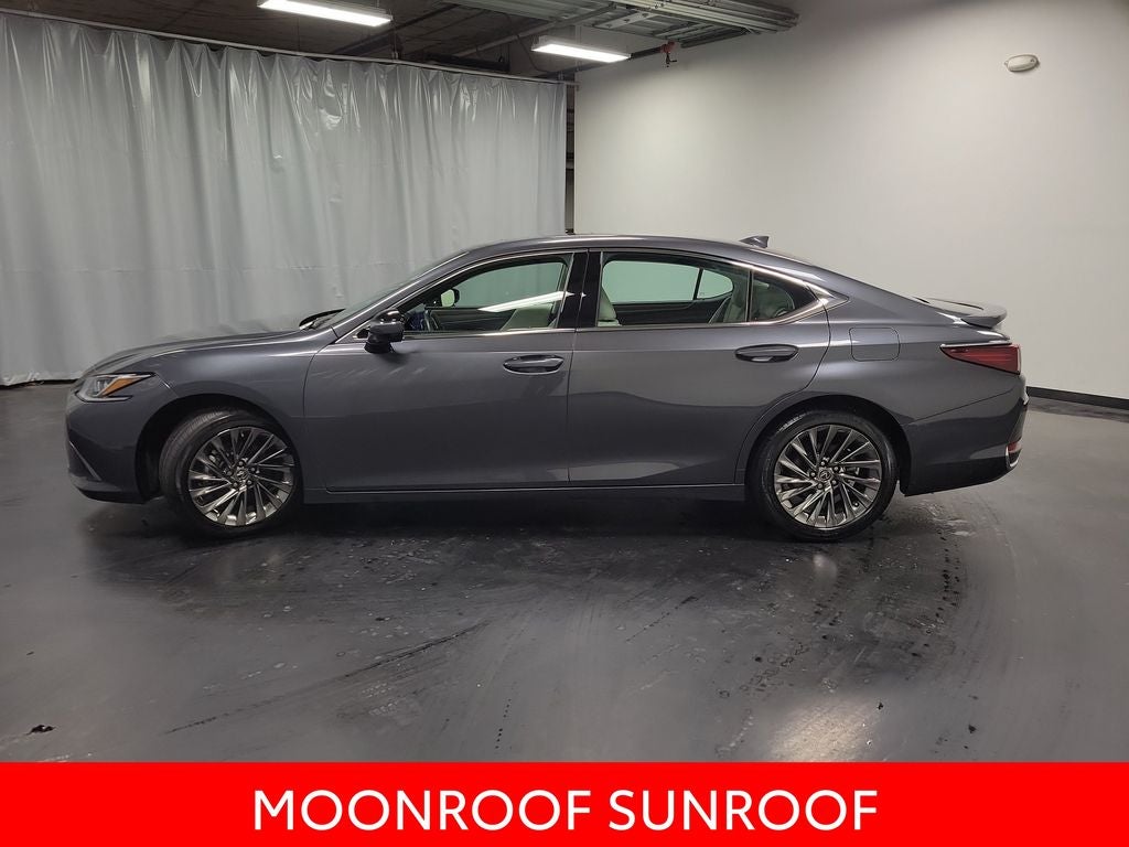 2024 Lexus ES 300h Luxury