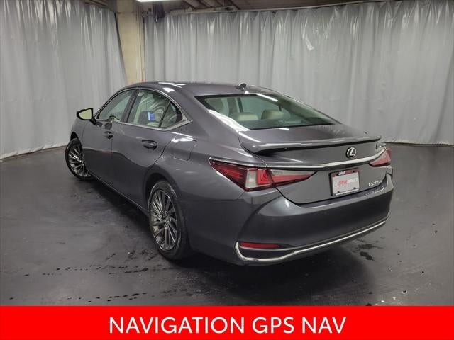 2024 Lexus ES 300h Luxury