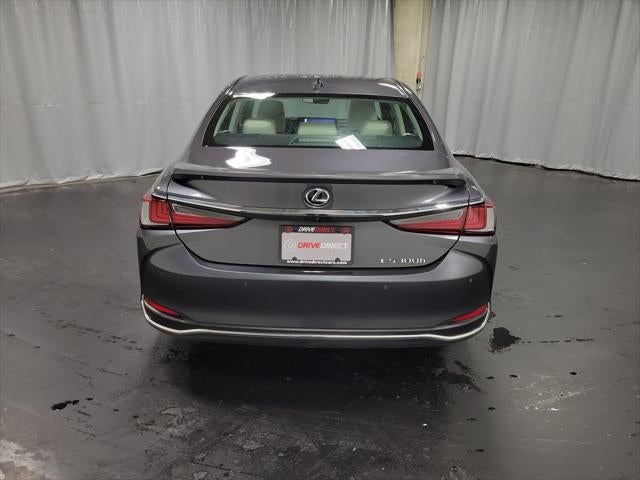 2024 Lexus ES 300h Luxury