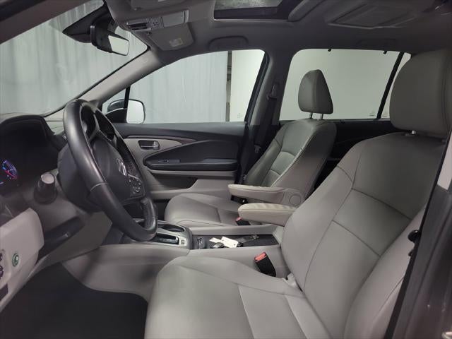 2019 Honda Pilot EX-L w/Navigation and Rear Entertainment System