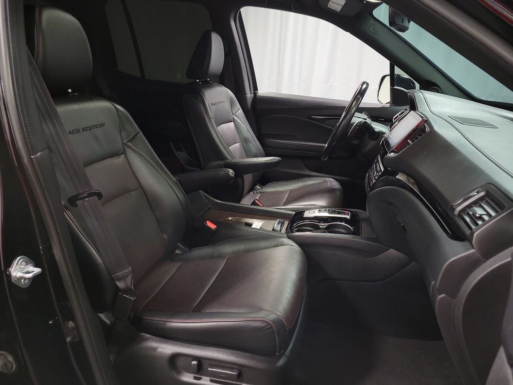 2022 Honda Ridgeline Black Edition