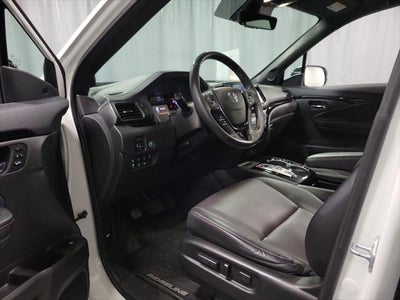 2022 Honda Ridgeline Black Edition
