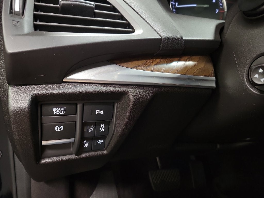 2017 Acura MDX 3.5L SH-AWD w/Advance Package