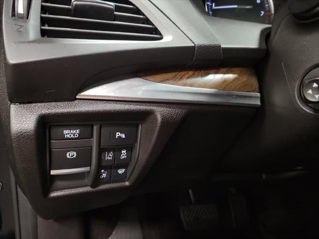 2017 Acura MDX 3.5L SH-AWD w/Advance Package