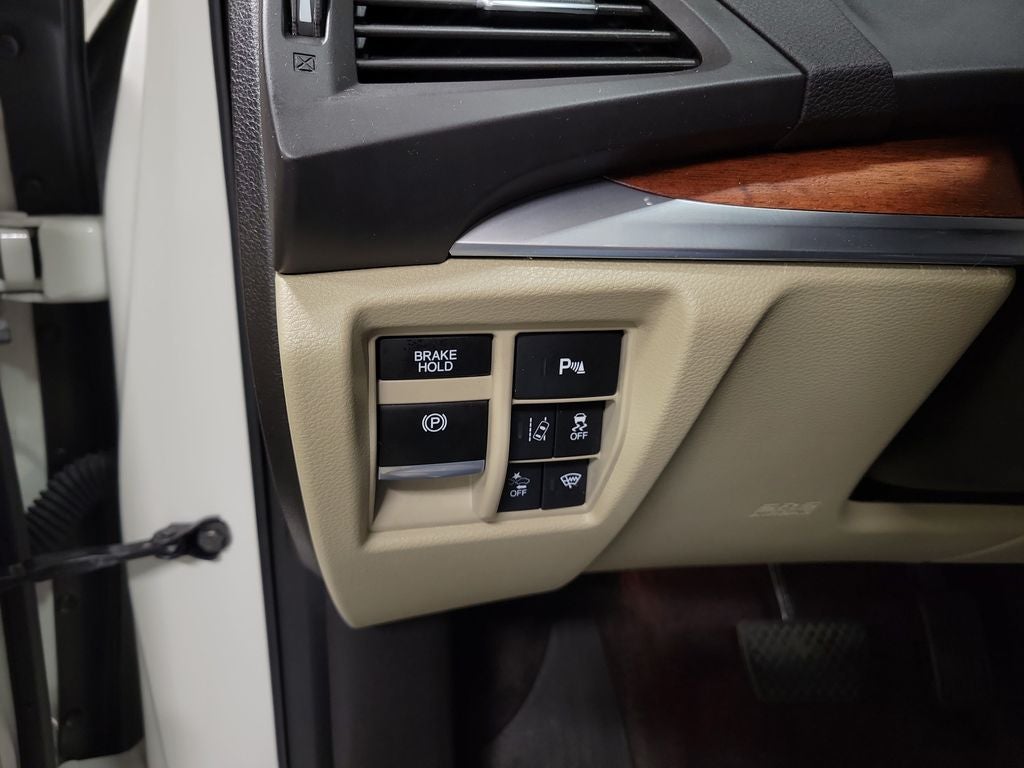 2017 Acura MDX 3.5L SH-AWD w/Advance & Entertainment Pkgs