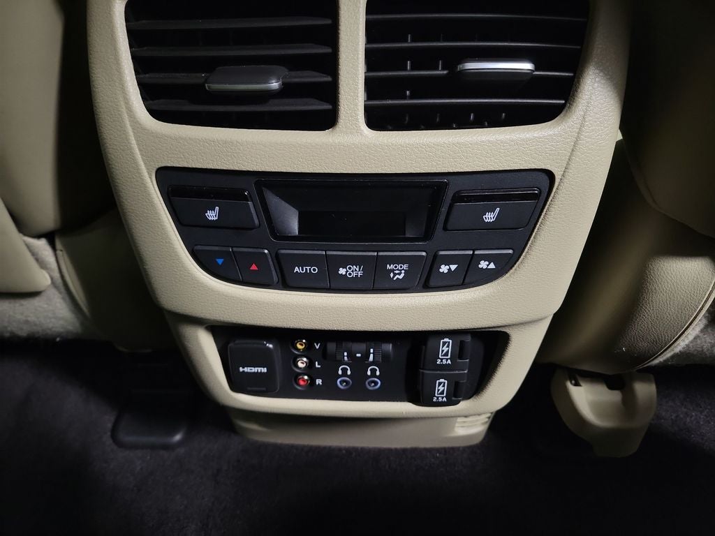 2017 Acura MDX 3.5L SH-AWD w/Advance & Entertainment Pkgs