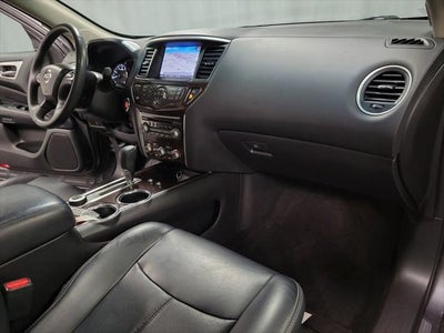 2016 Nissan Pathfinder Platinum