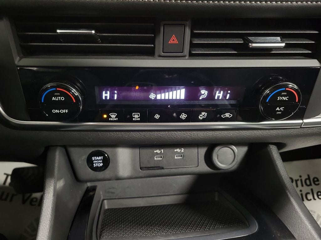 2025 Nissan Rogue SV