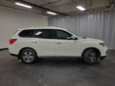 2019 Nissan Pathfinder SV