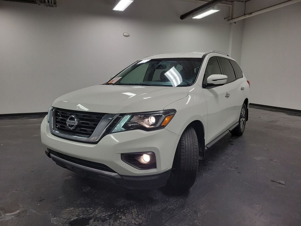 2019 Nissan Pathfinder SV