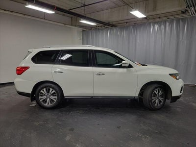 2019 Nissan Pathfinder SV