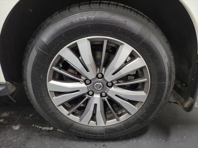 2019 Nissan Pathfinder SV