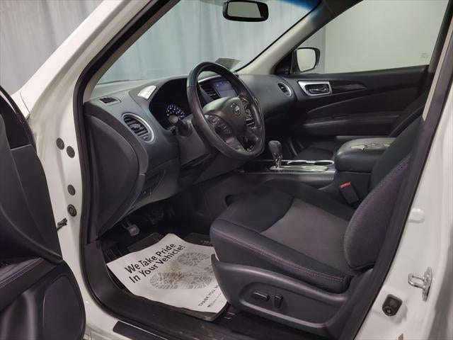 2019 Nissan Pathfinder SV