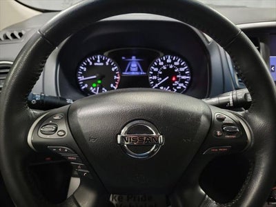 2019 Nissan Pathfinder SV