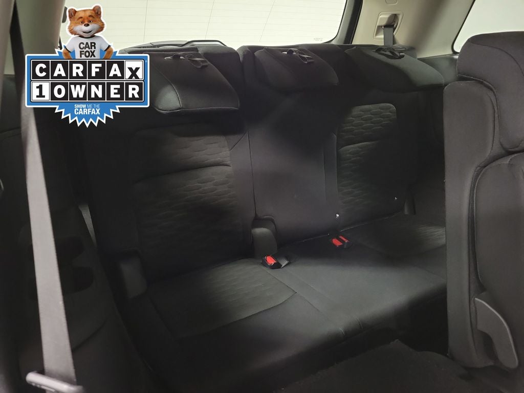 2023 Nissan Pathfinder SV