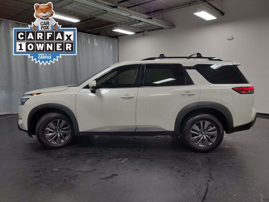 2023 Nissan Pathfinder SV