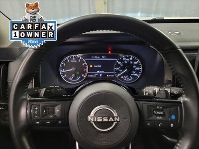 2023 Nissan Pathfinder SV