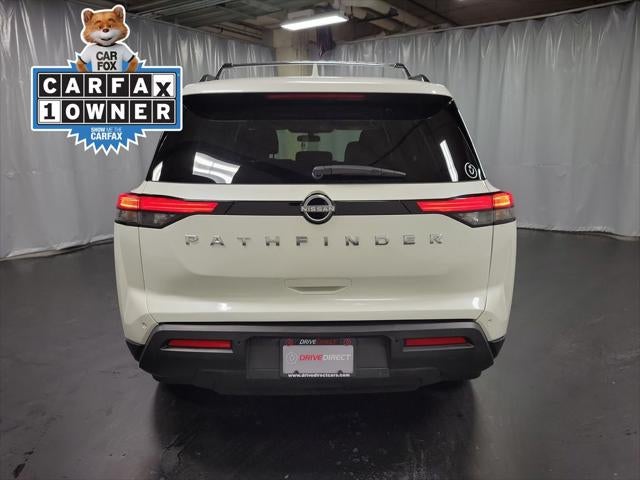 2023 Nissan Pathfinder SV