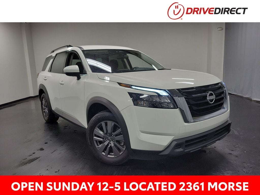 2025 Nissan Pathfinder SV