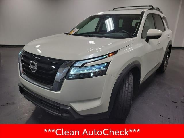 2022 Nissan Pathfinder SV