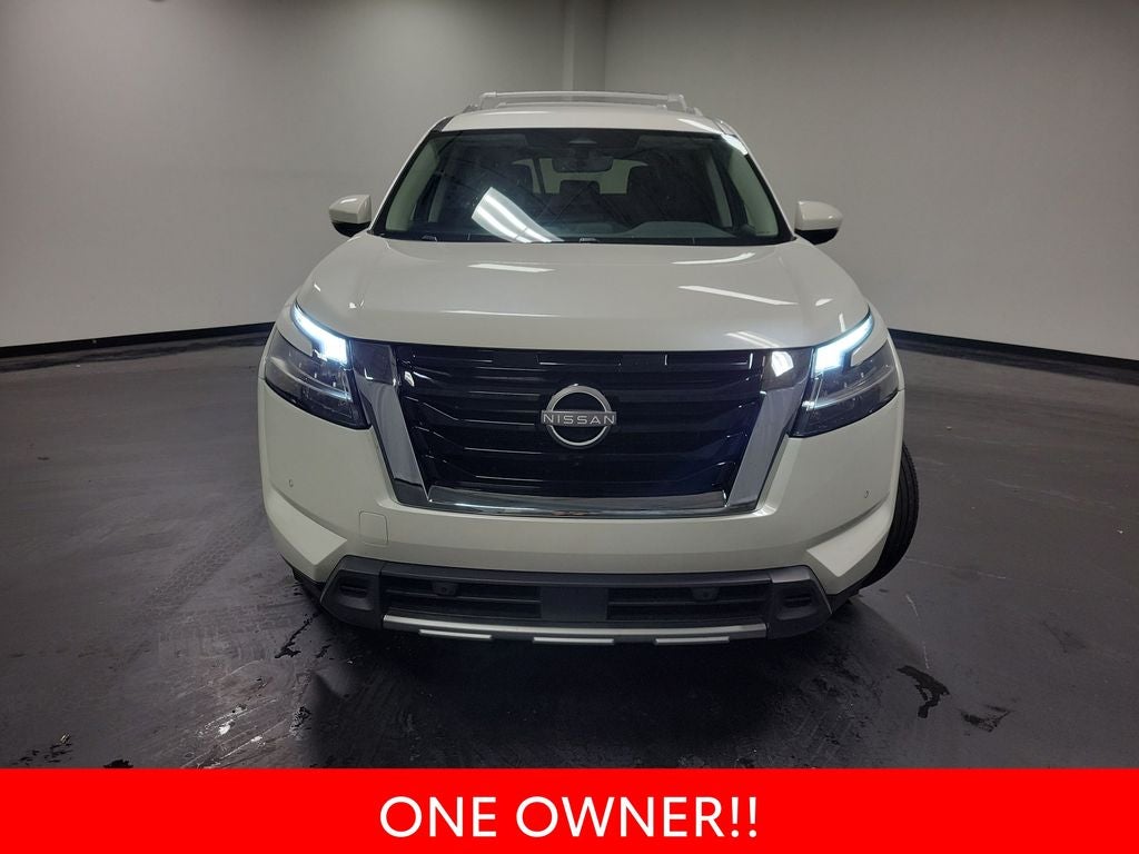 2024 Nissan Pathfinder SL