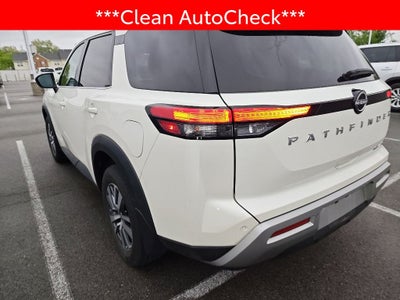 2024 Nissan Pathfinder SL