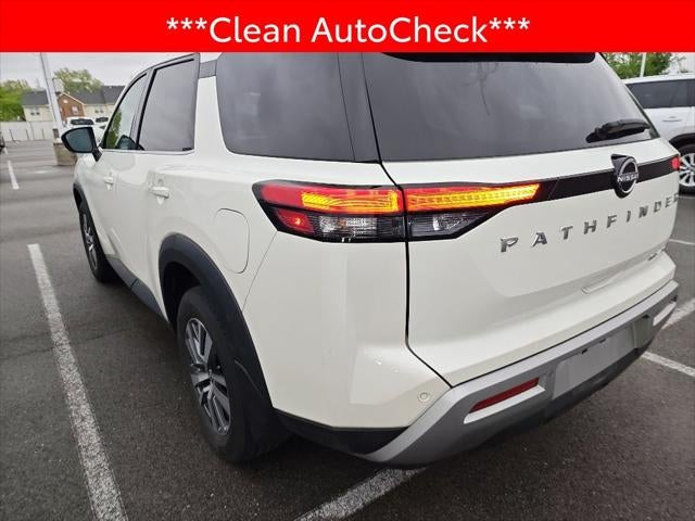 2024 Nissan Pathfinder SL