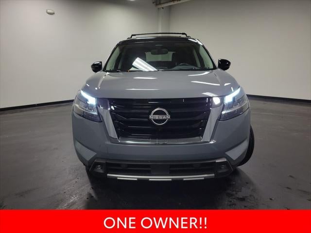 2022 Nissan Pathfinder Platinum