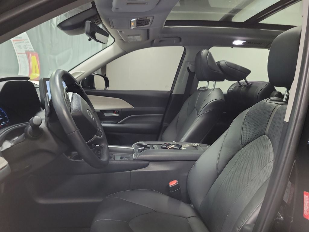 2024 Toyota Grand Highlander Platinum