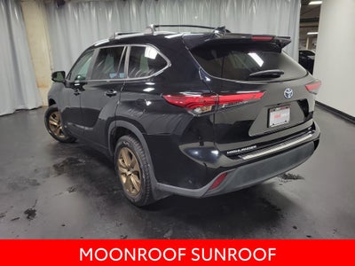 2023 Toyota Highlander Hybrid Bronze Edition
