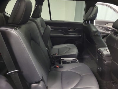 2025 Toyota Grand Highlander Hybrid Nightshade Edition