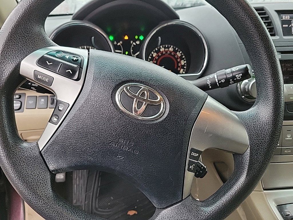 2011 Toyota Highlander Base