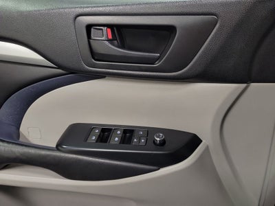 2017 Toyota Highlander LE Plus